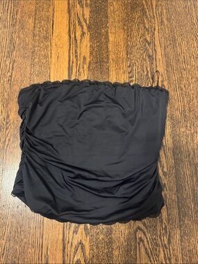 Nia Andrea Black Strapless Top